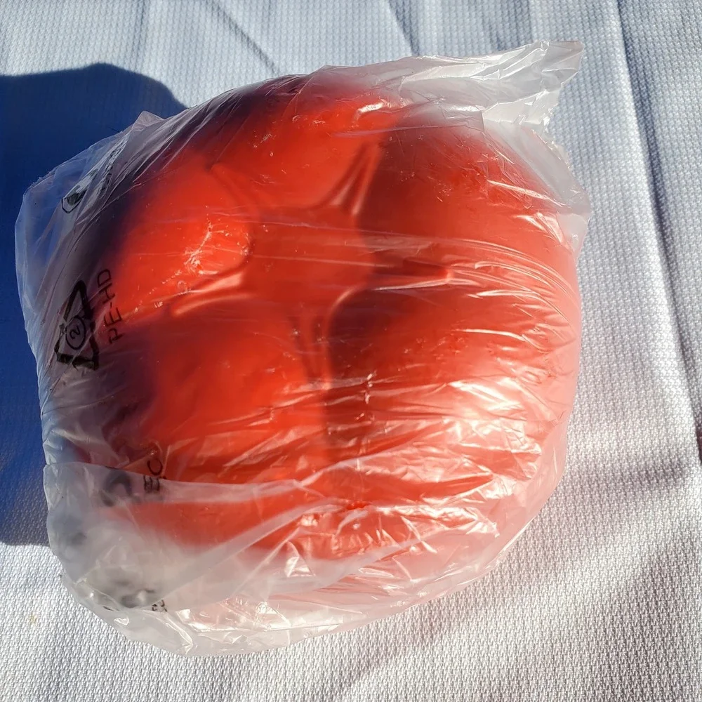 Tupperware tomato veg